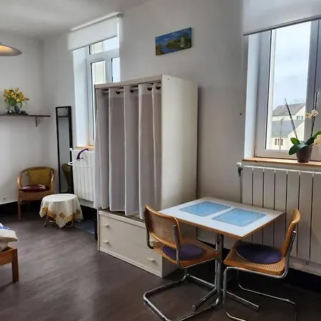 Studio Moderne A Roucy 27m² Parking Gratuit Inclus